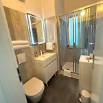 Διαμέρισμα Spacious 3bdr App In Center 
