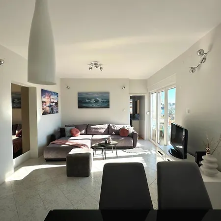 Apartman Spacious 3bdr App In Center 